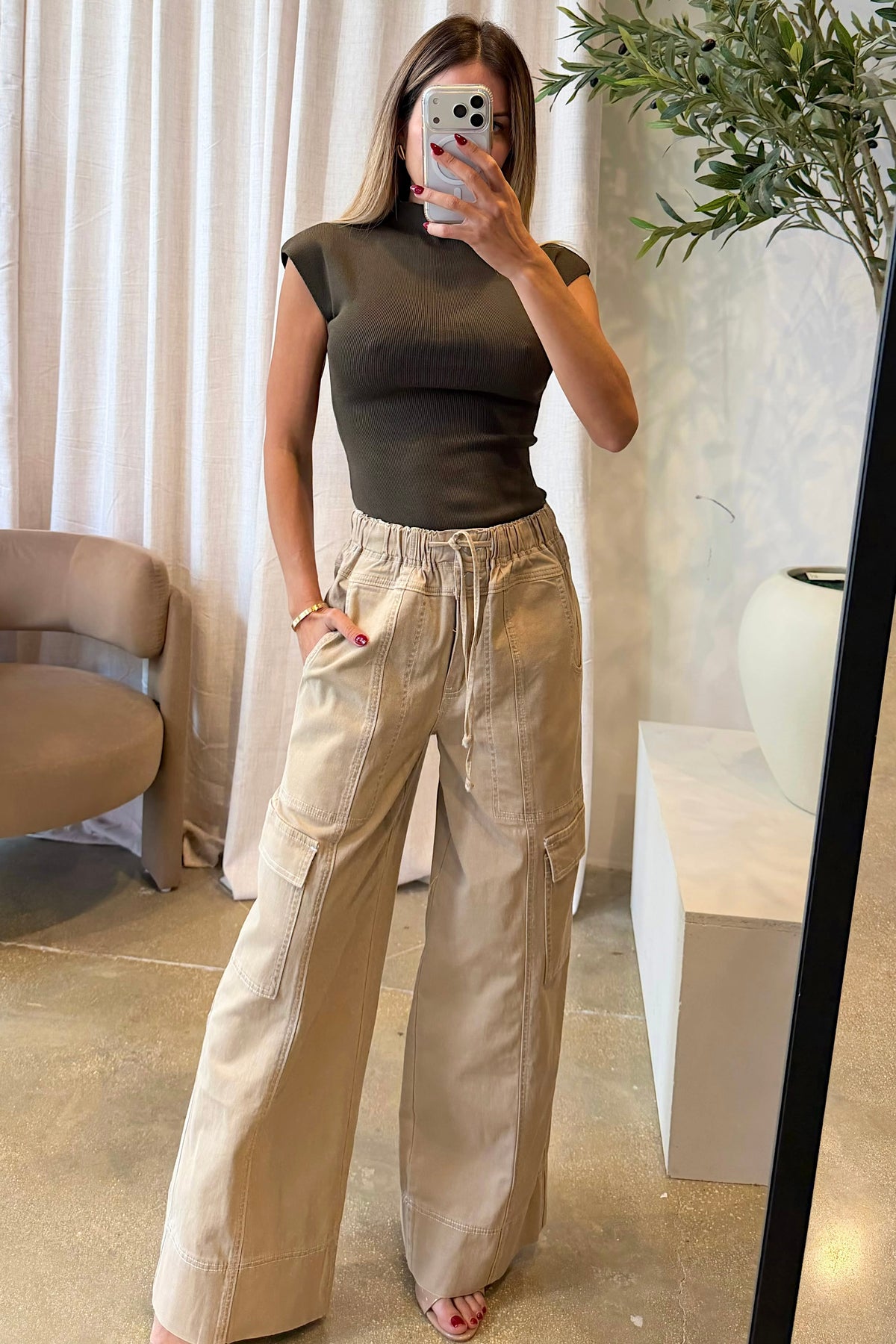 VIRGINIA TOP