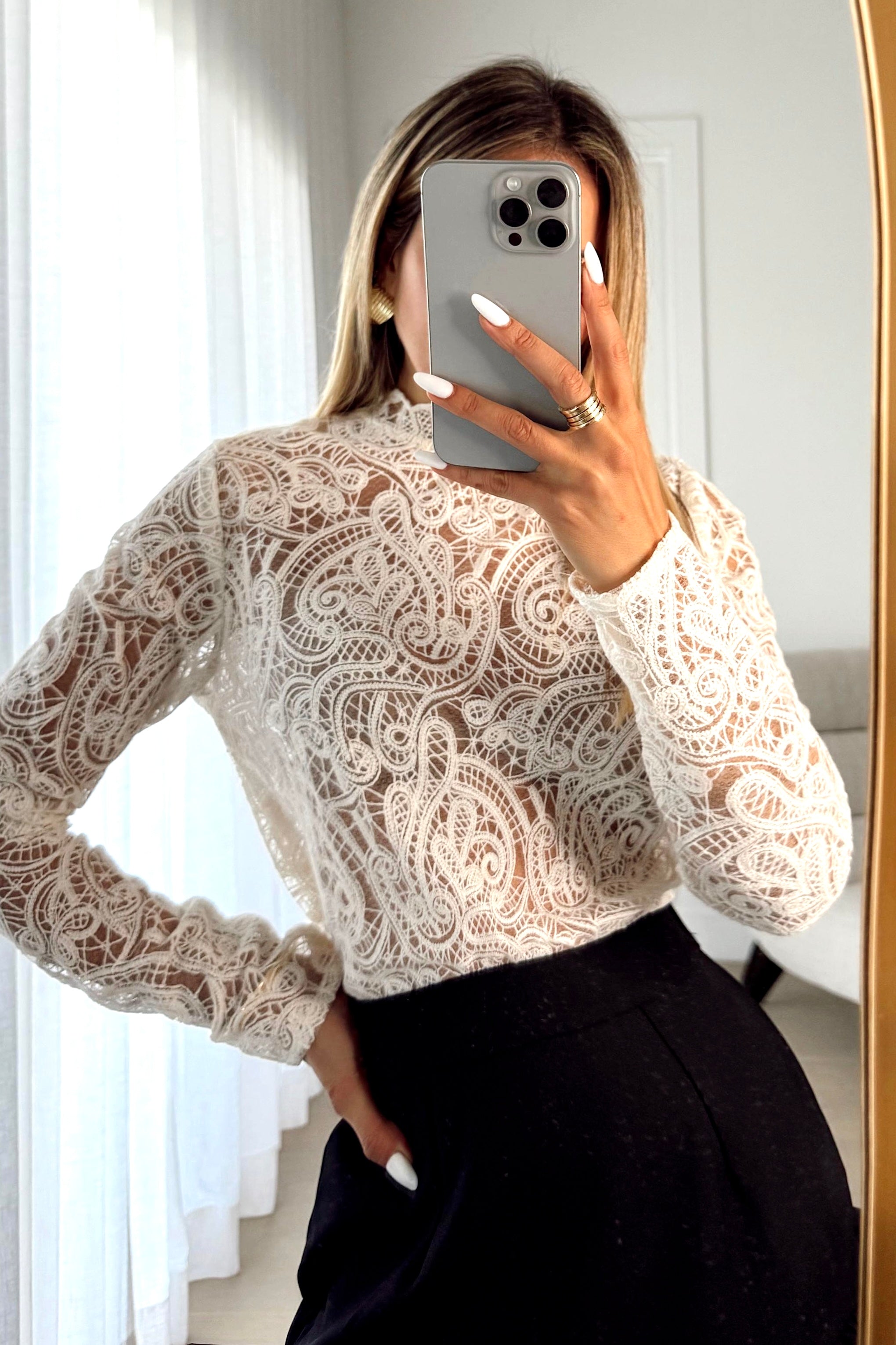 CORALINE TOP