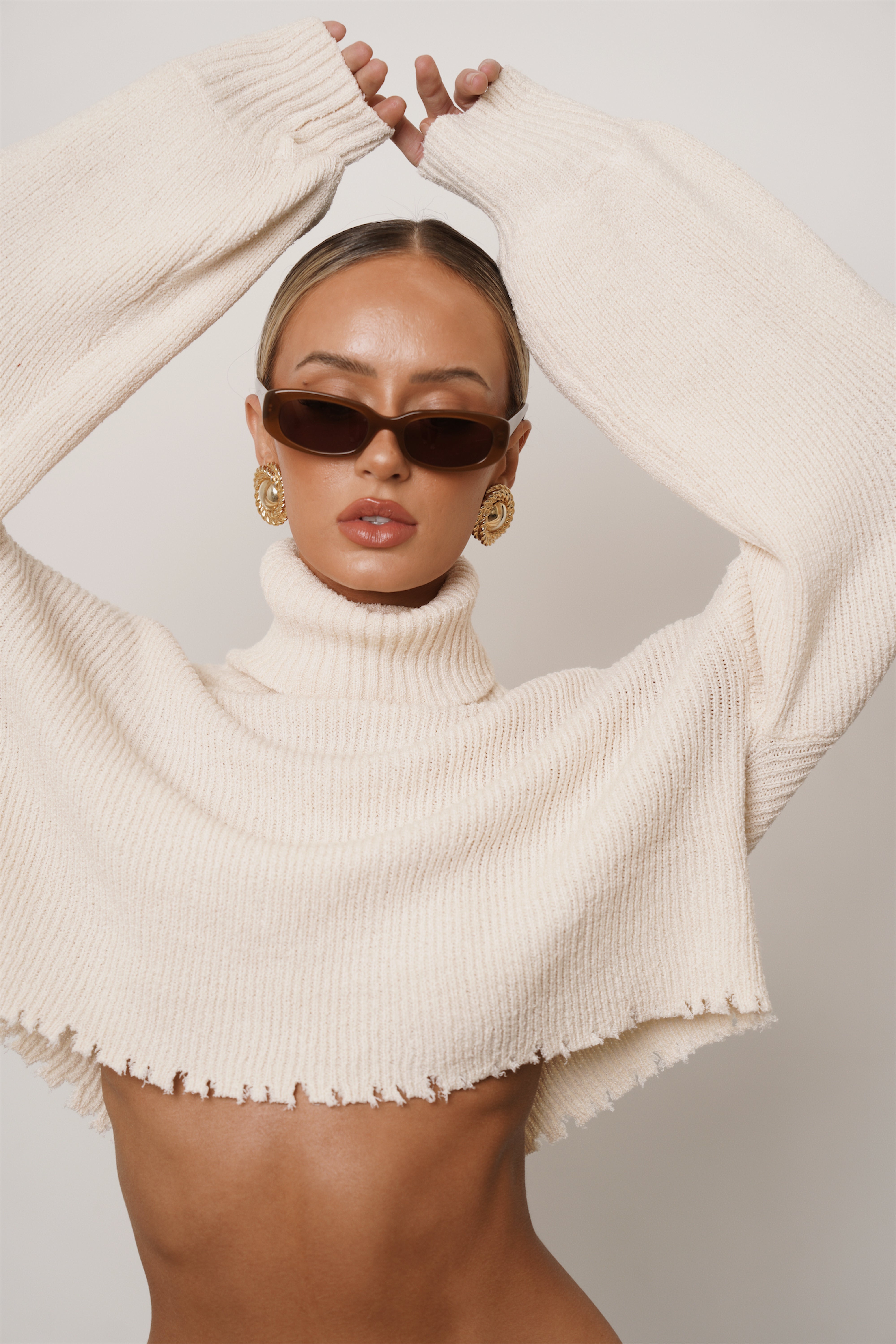 JOVANA SWEATERS