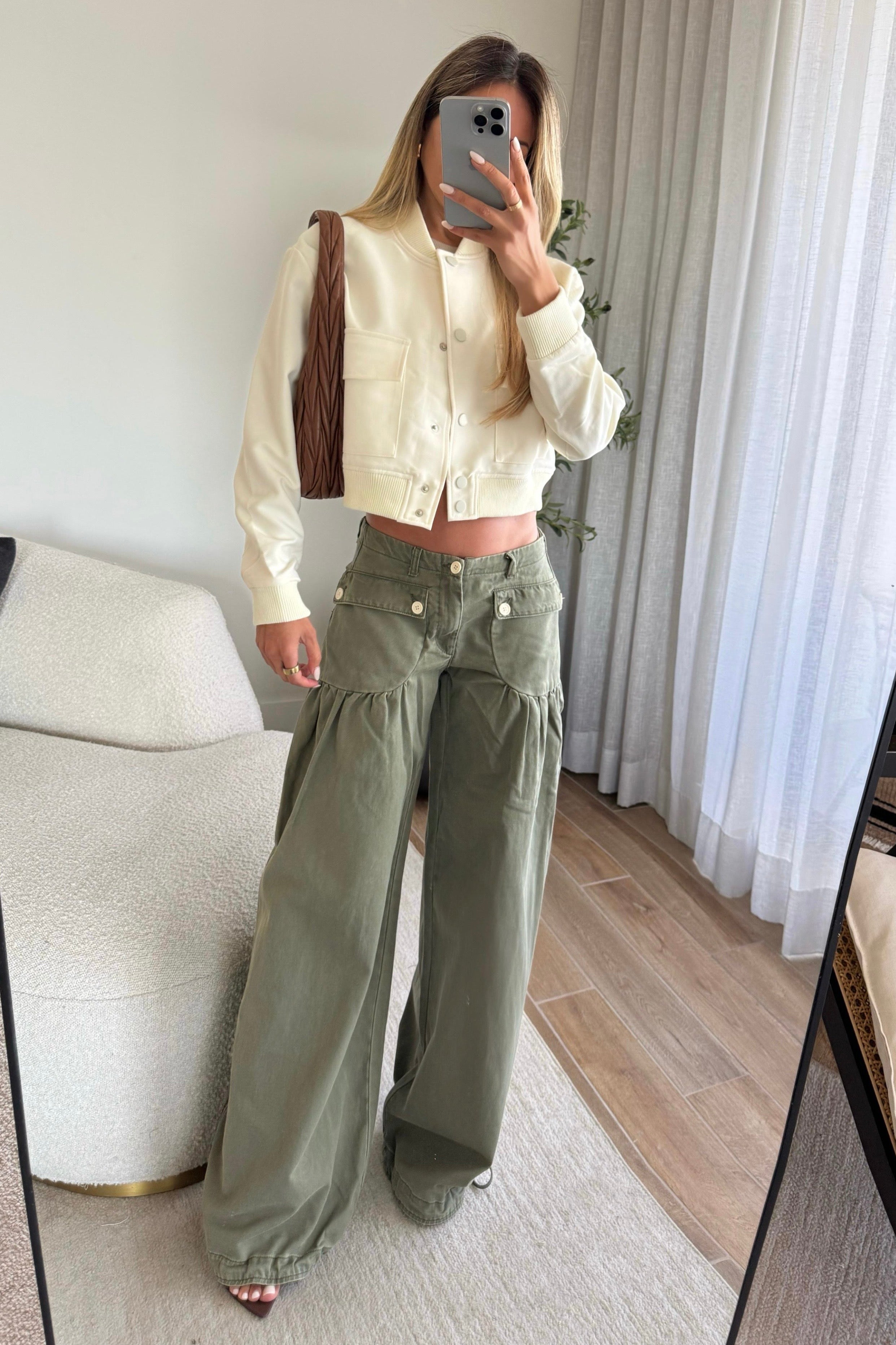 LISA JEANS - Garota store