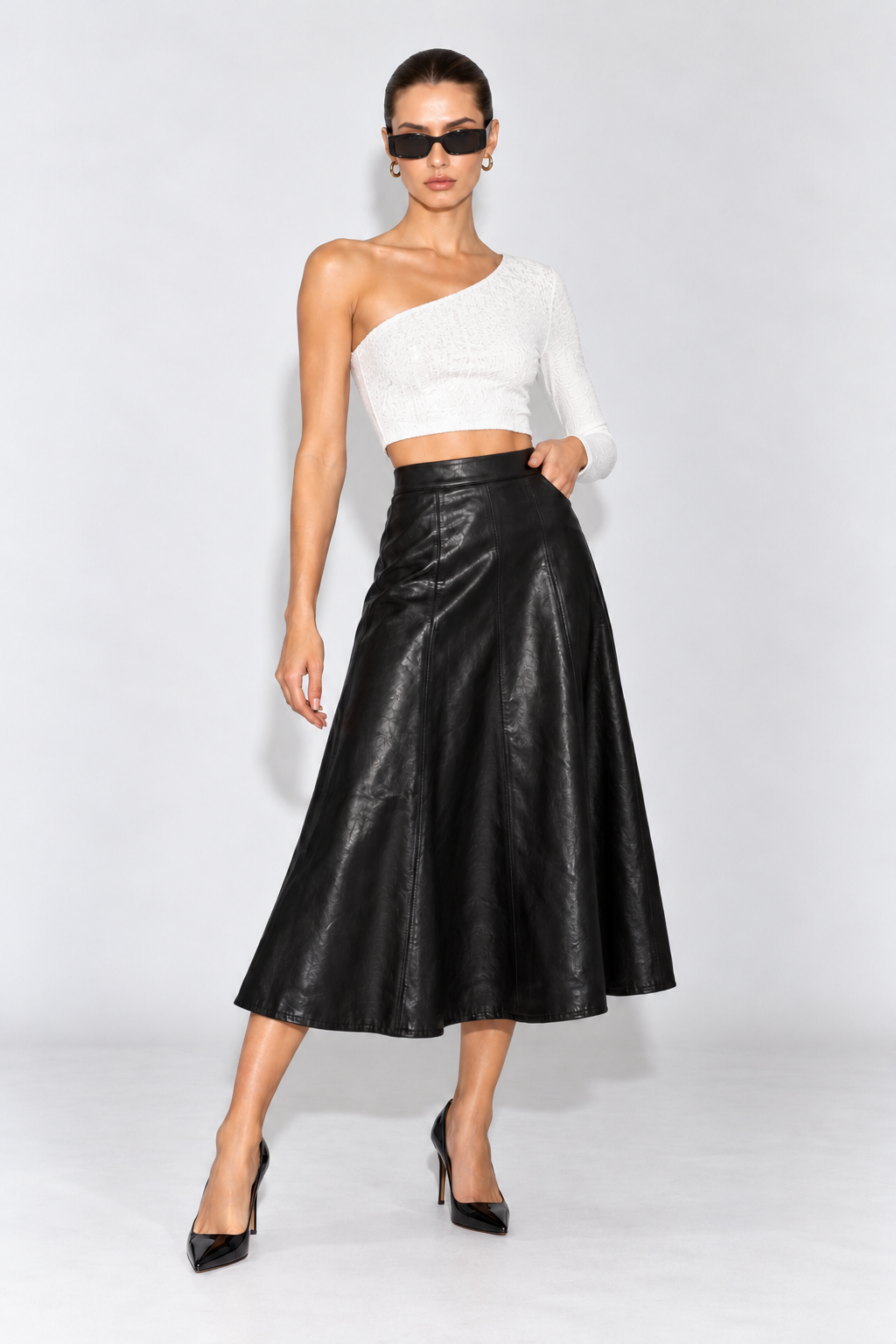 GRIM SKIRT