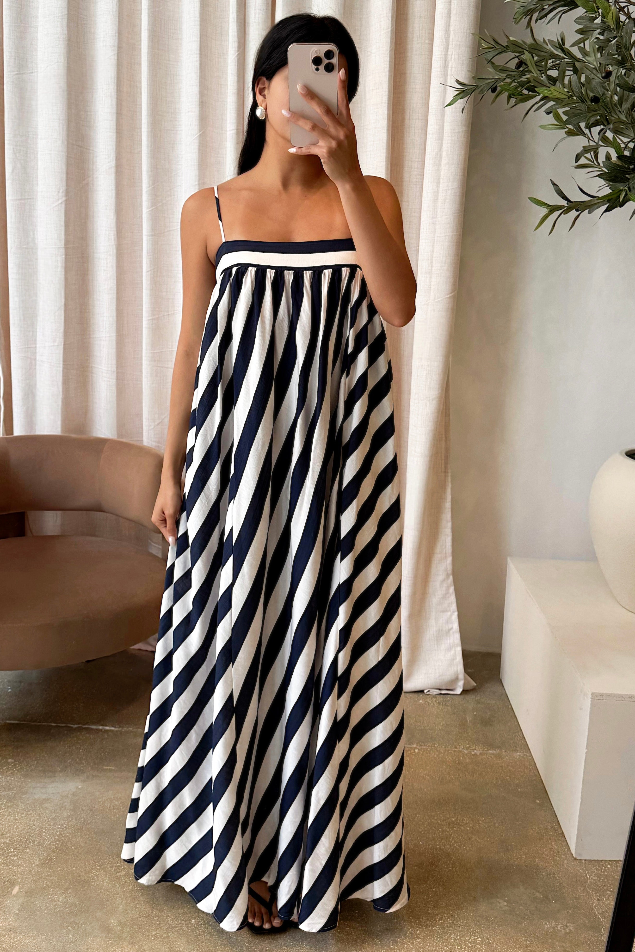SUMAN DRESS