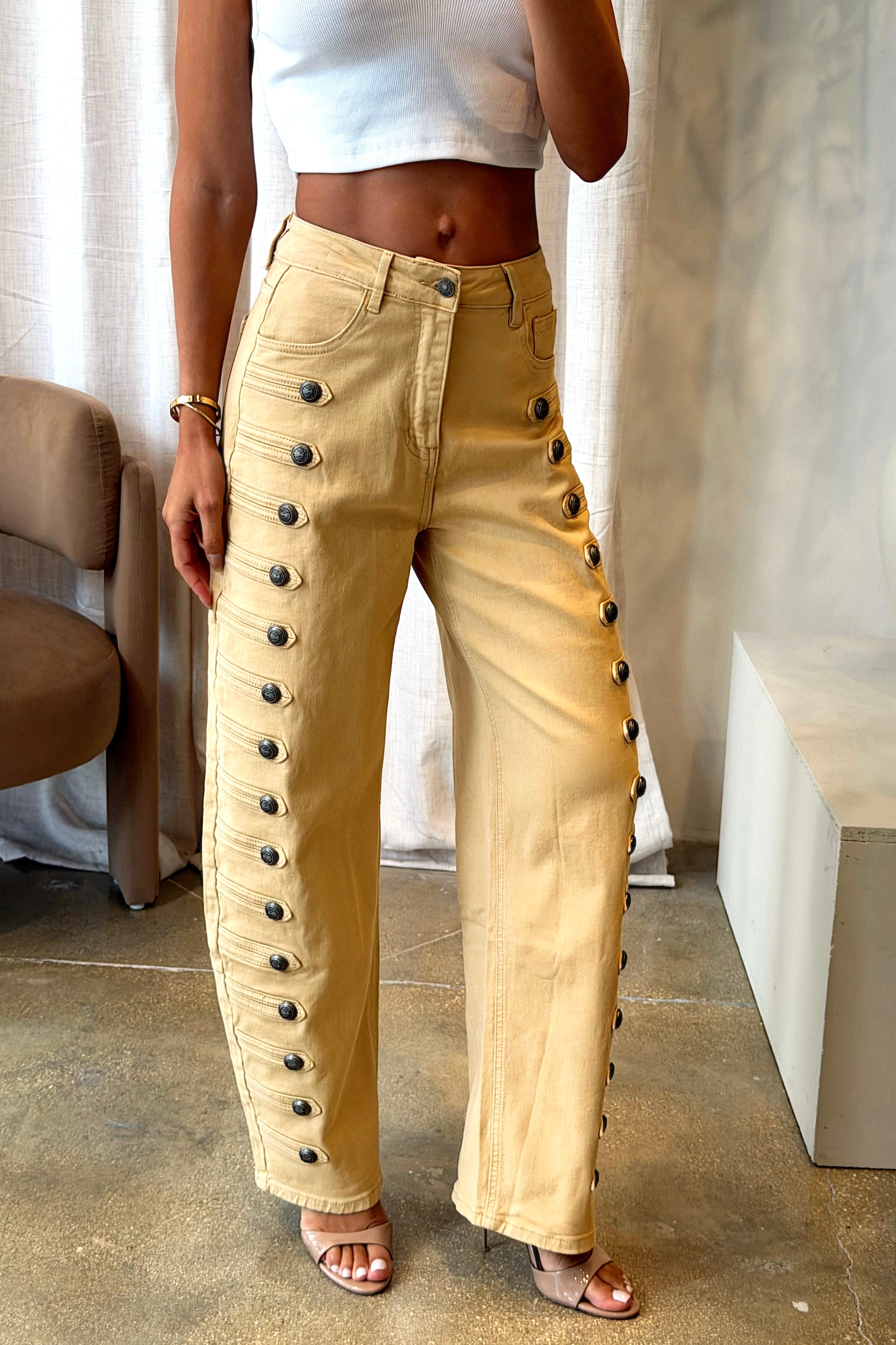 LIVIA NAPOLEON JEANS