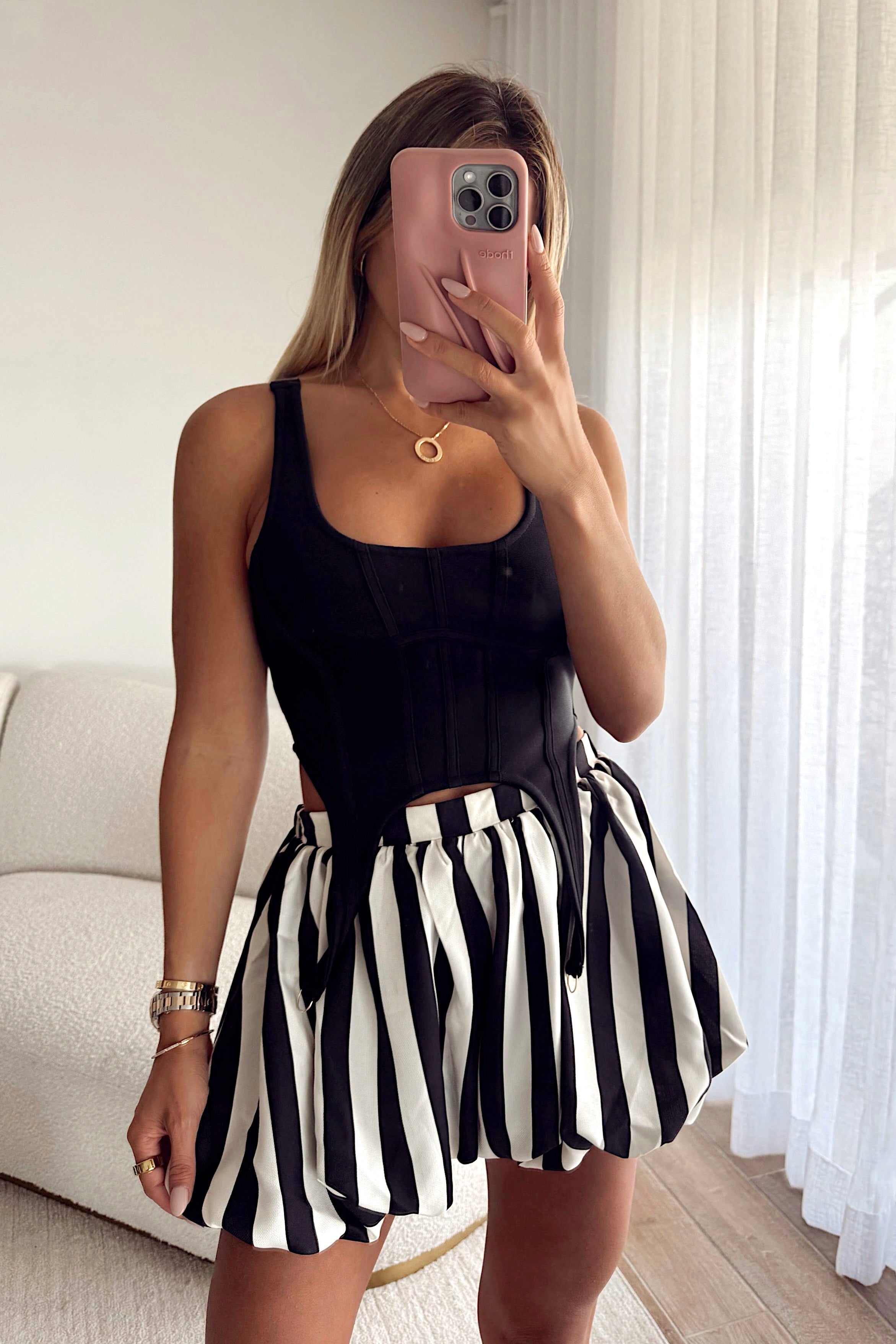 VICKY TOP